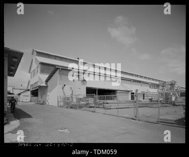 Schrägansicht der Südwesten und Nordwesten Ende. Anlage 315 ist auf der linken Seite. Blick nach Nordosten - US Naval Base, Pearl Harbor, Gießerei, Seventh Street in der Nähe von Avenue F Kreuzung, Pearl City, Honolulu County, HI Stockfoto