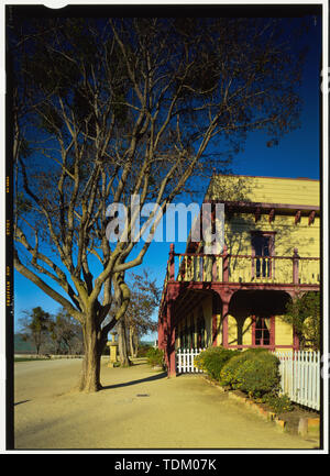 Schrägansicht von West faand-231; ade von Süden (Duplikat von CA--1501-8) - zanetta House, San Juan Bautista State Historical Park, San Juan Bautista, San Benito County, CA Stockfoto