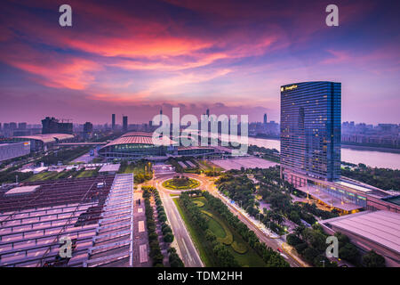 Guangzhou Pazhou Business Circle, das Land und auch die weltbekannte Messe- und Kongresszentrum, das jährliche Messe statt! Stockfoto