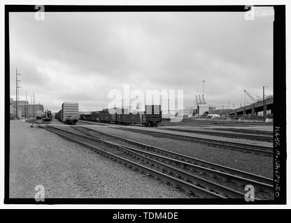 Teil von PANORAMA MIT FOTO Zahlen 46, 47, 48 und 49. - Alaskan Weise Viaduct und Batterie Street, Seattle, King County, WA; Stadt Seattle Engineering; Washington Abteilung der Landstraßen Brücke Division; Washington State Department of Transportation; Bollong, J W A; Murray, Ray; Morrison-Knudsen Company, Inc.; McRae Brüder; Stevens, George; Rumsey und Unternehmen; Finke, R W; nordwestlich Engineering Electric Company; Pazifik Auto und Gießerei; Willar Willar Bauunternehmen; Bauunternehmen; Washington State Department of Transportation, Sponsor; Christianson, Justine Stockfoto