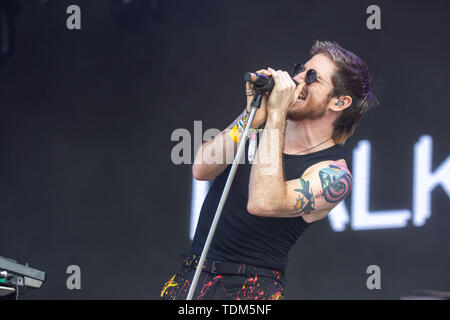 Juni 16, 2019 - Manchester, Tennessee, USA - NICHOLAS WILLIAM PETRICCA von Spaziergang der Mond während der bonnaroo Music+ Arts Festival in Manchester, Tennessee (Credit Bild: © Daniel DeSlover/ZUMA Draht) Stockfoto