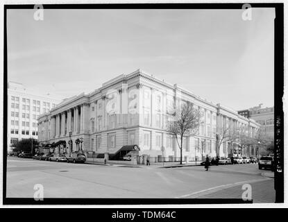 Blick nach Südosten, IN RICHTUNG DER F STRASSE (Norden) und 8 TH STREET (WEST) Fassaden - United States General Post Office, zwischen 7., 8, E, und F Straßen, Northwest, Washington, District of Columbia, DC Stockfoto