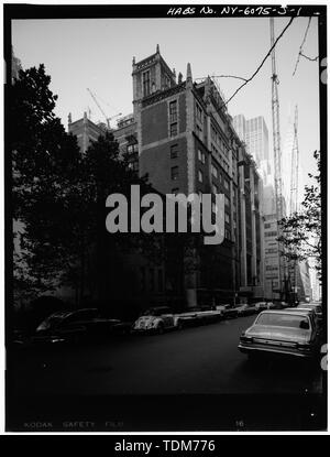 Blick VON DER HÖHE - Tudor City Komplex, der Eremitage, East 40 - Third Street, New York, New York County, NY Stockfoto