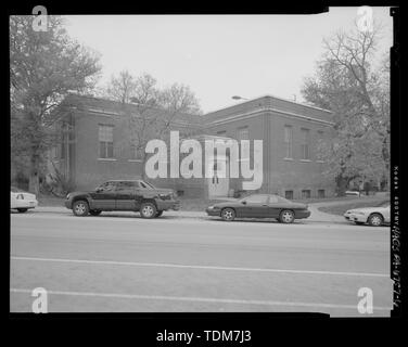 Blick von Norden HINTEN, nach Südosten - Free Library of Philadelphia, Logan Zweig, 1333 Wagner Avenue, Philadelphia, Philadelphia County, PA; Carnegie, Andrew; Windrim, John Torrey, Architekt; Bewahrung Allianz von Philadelphia, Sponsor Stockfoto