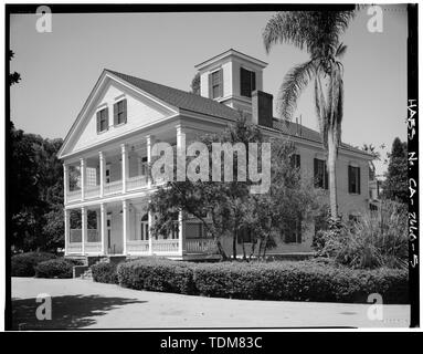 Blick von Süden (VORNE) UND OSTEN ERHÖHUNGEN - Allgemeines Phineas Banning Residence, 401 East M Street, Wilmington, Los Angeles County, CA Stockfoto