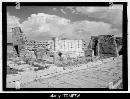 Perspektivische Ansicht von Nordwesten nach Südosten, im Ofen - Fort Union, Wachposten, Bäckerei und Wäscherinnen' Quarters, State Highway Nr. 161, Watrous, Mora County, NM Stockfoto