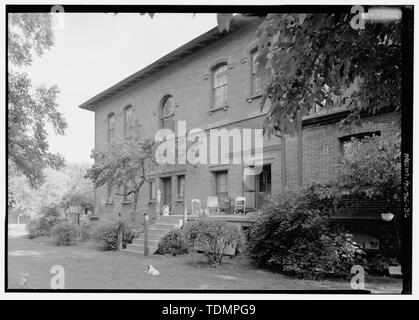 Perspektivische Ansicht von Norden (hinten) ELEVATION, DER BLICK NACH OSTEN - Kenworthy Hall, State Highway 14 (Greensboro Road), Marion, Perry County, AL Stockfoto