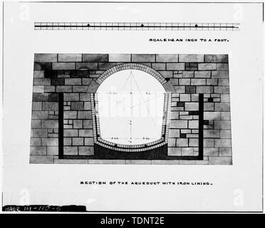 Fotokopiert Dezember 1977, aus lose original Technische Zeichnung, Jervis Bibliothek. Abschnitt DER WASSERLEITUNG MIT GUSSEISERNEN FUTTER VERWENDET ALS über Brücken. - Alte Croton Aqueduct, Sing Sing töten Brücke, Spanning Aquädukt Street und Broadway, Ossining, Westchester County, NY Stockfoto