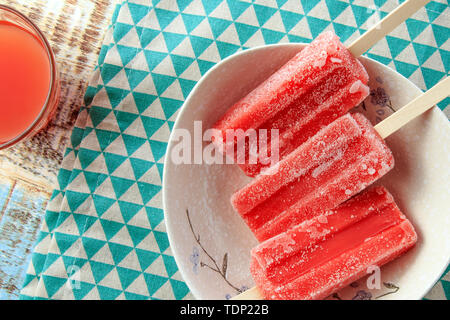 Weißdorn - aromatisiert Eis und kalte Getränke. Stockfoto