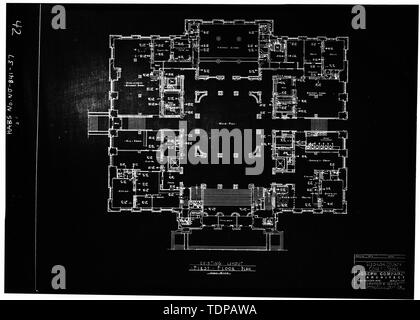 Kopie der Zeichnung (Ort der ursprünglichen unbekannt) Joseph Comparetto, Delineator, Datum unbekannt ERSTEN GRUNDRISS - Hudson County Courthouse, 583 Avenue Newark, Jersey City, Hudson County, New Jersey Stockfoto