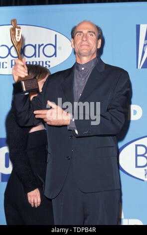 07 Dez, 1998; Los Angeles, CA, USA; Folk Sänger JAMES TAYLOR @ der Billboard Music Awards 1998. (Bild: © Chris Delmas/ZUMA Draht) Stockfoto