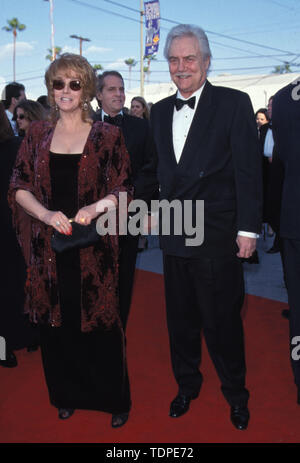 März 07, 1999, Los Angeles, CA, USA; Schauspielerin Ann Margret und Ehemann Roger Smith an der 1999 SAG Awards.. (Bild: Chris Delmas/ZUMA Draht) Stockfoto