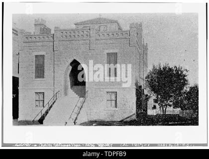 (Von San Francisco Examiner Bibliothek, San Francisco, Kalifornien, 1905) Fotograf unbekannt, Datum unbekannt Exterieur, Blick auf die Fassade - Yuba County Hall of Records, Marysville, Yuba County, CA Stockfoto