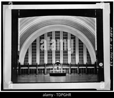 Halle, Blick nach Osten - Cincinnati Union Terminal, 1301 Western Avenue, Cincinnati, Hamilton County, OH Stockfoto