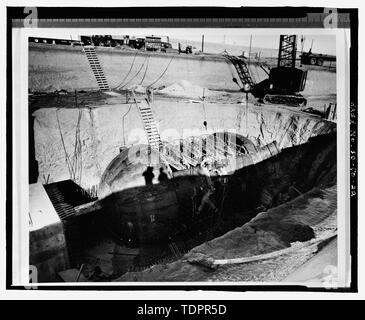 Fotografische Kopie von Foto (Ca. 1962, Original im Besitz der Armee Korps der Ingenieure, Ft. Belvoir, Virginia) Fotograf unbekannt. Blick auf konkrete Formen für Ei von Launch Control Center - Ellsworth Air Force Base, Delta Flug, 10 km Radius um Exit 127 off Interstate 90, Innenraum, Jackson County, SD; Hess, Roise und Unternehmen, Auftragnehmer; Wegman-French, Lysa, Sender; Lyon, Robert, Fotograf; Lauber, John W, Historiker Stockfoto