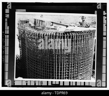 Fotografische Kopie von Foto (Ca. 1962, original Drucken im Besitz von Peter Kiewit Söhne Co., Omaha, Nebraska) Fotograf unbekannt. Blick vom Verstärken von Stahl, die Oberseite der Startrampe - Ellsworth Air Force Base, Delta Flug, 10 km Radius um Exit 127 off Interstate 90, Innenraum, Jackson County, SD; Hess, Roise und Unternehmen, Auftragnehmer; Wegman-French, Lysa, Sender; Lyon, Robert, Fotograf; Lauber, John W, Historiker Stockfoto