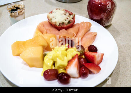 Orlando Florida, Doubletree by Hilton Hotel Orlando at SeaWorld, Hotel, Laguna, Restaurant Restaurants Essen Essen Essen, Cafe Cafes, kostenloses Frühstücksbuffet, Teller, Stockfoto