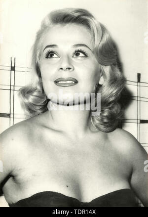 Porträt einer blonden Frau, Italien 1960 Stockfoto