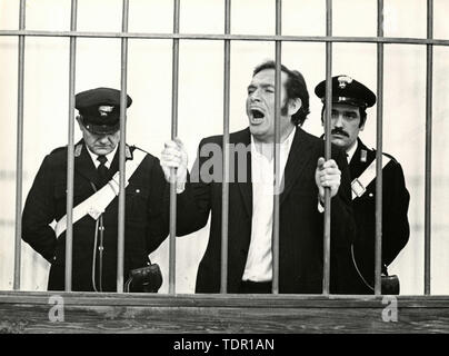 Italienische Schauspieler Ugo Tognazzi im Film La Supertestimone, 1971 Stockfoto