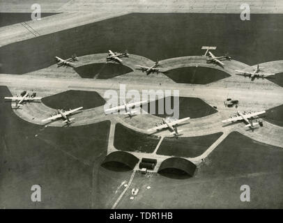 Flotte von Boeing 29 gesendet von der US-Regierung, UK Sommer 1948 nach England Stockfoto