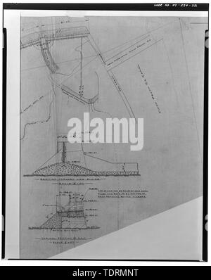 Fotografische Kopie von Tinte auf Leinen Zeichnung (im Archiv der Niagara Mohawk Power Corporation, 300 Eric Boulevard West, Syracuse, New York 13202), Strang, Verfasser der Stellungnahme, September 23, 1913. Datenblatt 1-258, International Paper und Fink, Pruyn und Unternehmen. Staumauer. Detail mit Querschnitt durch den Damm. - Glens Falls Dam, 100' bis 450' West der U.S. Highway 9 Brücke über den Hudson River, Glens Falls, Warren County, NY Stockfoto