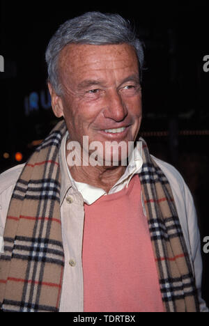 Mar 27, 2000, Los Angeles, CA, USA; Schauspieler RICHARD ANDERSON @ der "Skulls" Filmpremiere.. (Bild: Chris Delmas/ZUMA Draht) Stockfoto