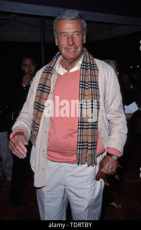 Mar 27, 2000, Los Angeles, CA, USA; Schauspieler RICHARD ANDERSON @ der "Skulls" Filmpremiere.. (Bild: Chris Delmas/ZUMA Draht) Stockfoto