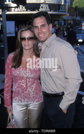 Jun 18, 2000, Los Angeles, CA, USA; Schauspieler DON DIAMONT & Frau @ "Was liegt unter " Film Premiere.. (Bild: Chris Delmas/ZUMA Draht) Stockfoto