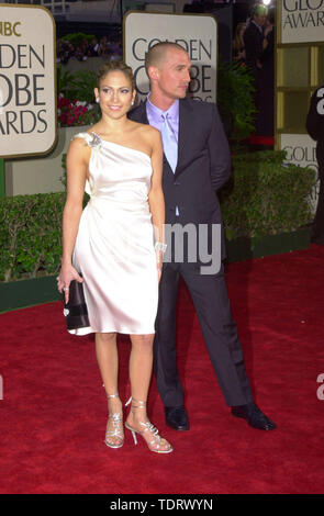 Jan 21, 2001; Los Angeles, CA, USA; Schauspieler Matthew MCCONAUGHEY mit Sänger/Schauspieler JENNIFER LOPEZ@ die Golden Globe Awards 2001. (Bild: Â© Chris Delmas/ZUMA Draht) Stockfoto