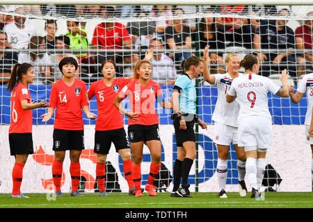 Reims, Frankreich. 17 Juni, 2019. Sprechen Sie über die Strafe für Norwegen, 17.06.2019, Reims (Frankreich), Fußball, Wm 2019 die FIFA Frauen, Südkorea - Norwegen, FIFA-Bestimmungen verbieten die Verwendung von Fotografien als BILDSEQUENZEN UND/ODER QUASI-VIDEO. | Verwendung der weltweiten Kredit: dpa/Alamy leben Nachrichten Stockfoto