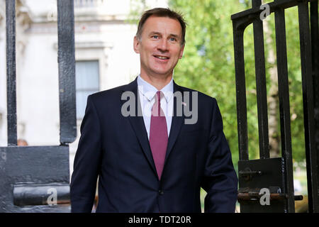 Downing Street, London, UK. Juni, 2019 18. Ausländische SecretaryÊand konservative Parteiführung Kämpfer Jeremy Hunt kommt in Downing Street für die wöchentliche Kabinettssitzung. Credit: Dinendra Haria/Alamy leben Nachrichten Stockfoto