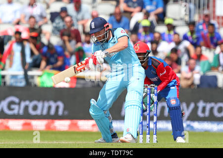 MANCHESTER, England. 18. JUNI 2019: Jonny Bairstow von England schlagen während des England v Afghanistan, ICC Cricket World Cup Match, in Old Trafford, Manchester, England. Quelle: European Sports Fotografische Agentur/Alamy leben Nachrichten Stockfoto