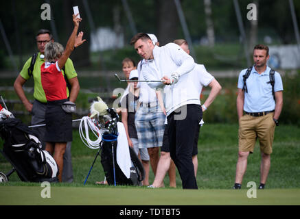 Eichenried, Deutschland. Juni, 2019 19. Golf: European Tour - International Open Pro-Am. Footballer Niklas Süle nimmt Teil an der Pro-Am Turnier. Credit: Sven Hoppe/dpa/Alamy leben Nachrichten Stockfoto