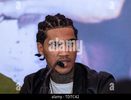 London, Großbritannien. 19 Jun, 2019. Conor Benn während Matchroomboxing präsentiert Conor Benn vs Jussi Koivula - WBA Continental Welterweight Championship - Pressekonferenz im Courthouse Hotel am Mittwoch, Juni 19, 2019 in London, Vereinigtes Königreich. (Nur redaktionelle Nutzung, eine Lizenz für die gewerbliche Nutzung erforderlich. Keine Verwendung in Wetten, Spiele oder einer einzelnen Verein/Liga/player Publikationen.) Credit: Taka G Wu/Alamy leben Nachrichten Stockfoto