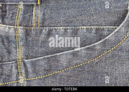 Seite Dark Blue Denim Jeans Tasche oder Hosentasche Hintergrund. Dark Blue Denim Jeans Tasche oder Hosentasche Hintergrund für Bekleidung Design Stockfoto