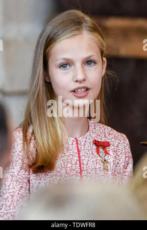 Madrid, Spanien. Juni, 2019 19. König Felipe Letizia, Königin, Prinzessin Sofia und Prinzessin Leonor besucht das Liefern von der "Ordnung von Auszeichnungen der Zivilen Verdienstordens' an der Royal Palace in Madrid, Spanien, 19. Juni 2019. Juni 19, 2019. Credit: Jimmy Olsen/Medien Punch *** Keine Spanien***/Alamy leben Nachrichten Stockfoto