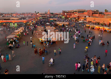 Platz und Markt Platz Jemaa el-Fnaa, Marokko, Marrakesch Stockfoto