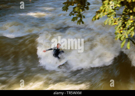 Eisbach Surfer, Deutschland, Bayern, Isar, München Stockfoto