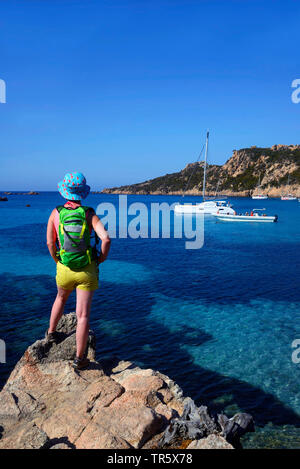 Trek entlang der Küste in der Nähe der Bucht von Roccapina im Südwesten von Korsika, Frankreich, Korsika, Roccapina Stockfoto