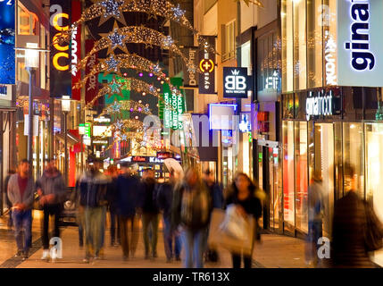 Shopping Mall in der Weihnachtszeit in Essen, Deutschland, Nordrhein-Westfalen, Ruhrgebiet, Essen Stockfoto