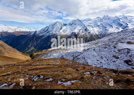 Berg Panoramablick auf dem Weg zur Alpe Lauson, Refugio Sella, Tal der Valnontey, Italien, Aostatal, Nationalpark Gran Paradiso Stockfoto