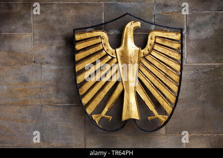 Links suchen Bundesadler an einem der Eingang wand Villa Hammerschmidt in Bonn, Deutschland, Nordrhein-Westfalen, Bonn Stockfoto