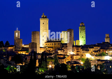 In der Nacht von San Gimignano, Italien, Toskana, San Gimignano Stockfoto