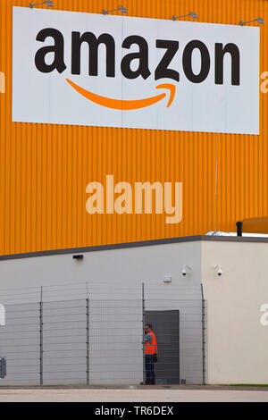 Amazon Logistikzentrum auf dem Gelände der ehemaligen Westfalenhuette, Deutschland, Nordrhein-Westfalen, Ruhrgebiet, Dortmund Stockfoto