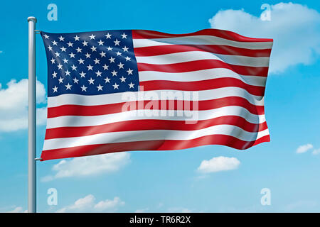 In den Wind Flagge der Vereinigten Staaten von Amerika in den blauen Himmel, USA Stockfoto