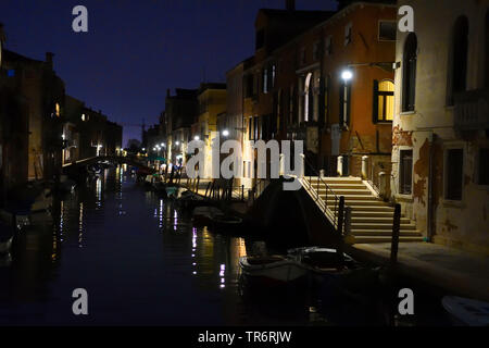 Kanal in Venedig bei Nacht, Italien, San Marco, Venedig Stockfoto