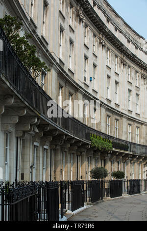 Grosvenor Crescent im Londoner Stadtteil Belgravia, geordnet als die teuersten Wohngegend in Großbritannien, mit einem durchschnittlichen Haus Preis von £ 16,918,000. Stockfoto