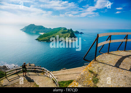 San Martiño Insel von O Faro Insel. Cies Inseln. Der galicischen atlantischen Inseln National Park. Vigo. Rias Baixas. Pontevedra. Galizien. Spanien Stockfoto