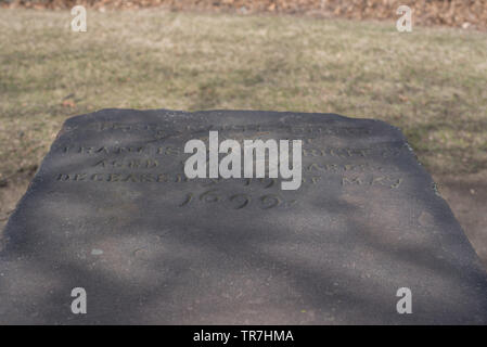 Friedhof, wo Witch Craft beschuldigt wurden in der historischen Küstenstadt von Salem in Massachusetts, USA Stockfoto