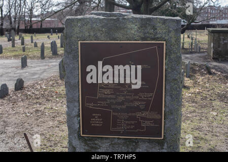 Friedhof, wo Witch Craft beschuldigt wurden in der historischen Küstenstadt von Salem in Massachusetts, USA Stockfoto